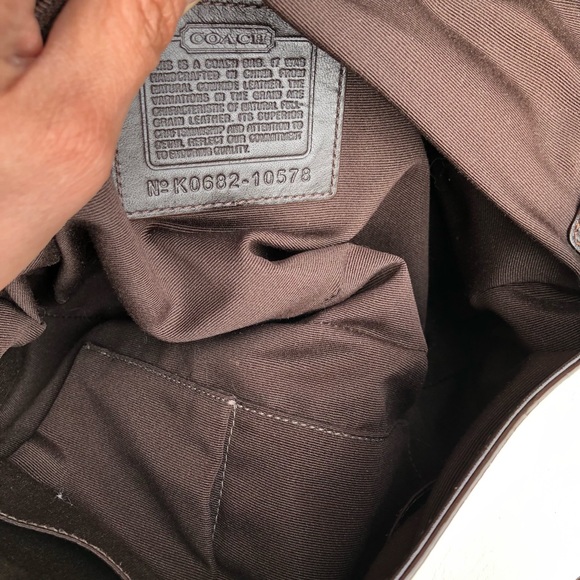 Coach Soho 10578 Vintage White Brown Leather shoulder Handbag - Picture 9 of 9